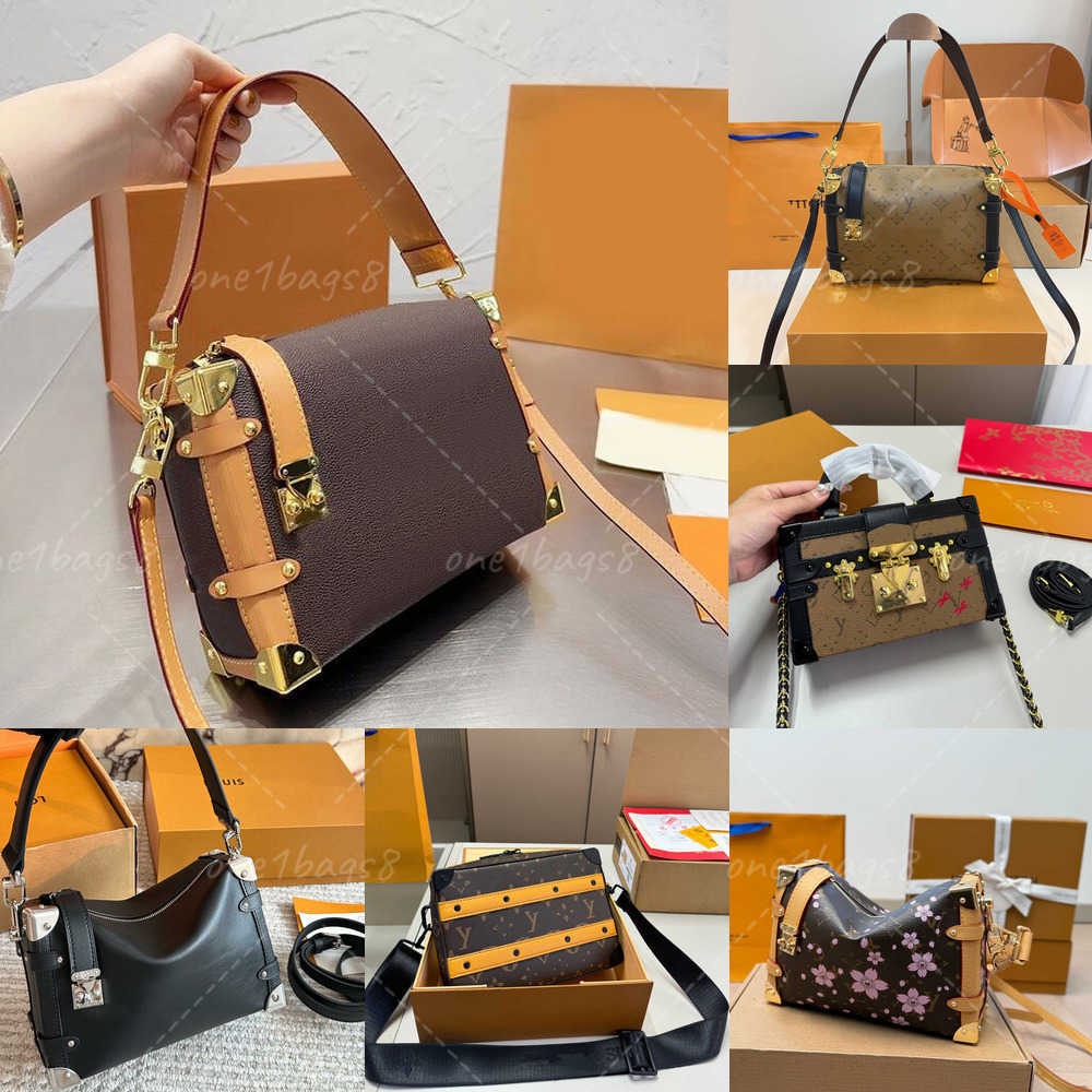 Evening Bags Luxury Side Trunk Handbags Womens Crossbody Bags Versatile Composite Bag Women Bag Purses Mini Designer Wallet Bag Old Flower Baguette Wallet