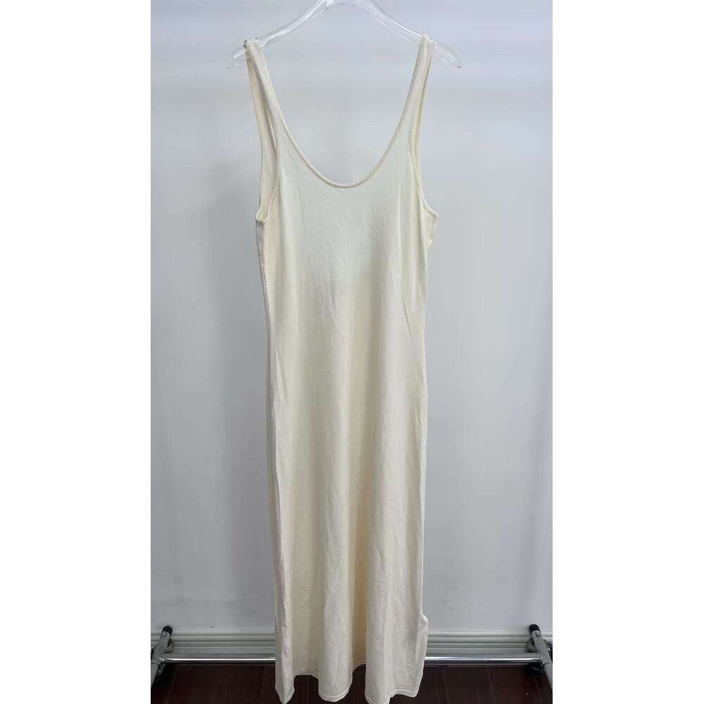 2026 spring/summer French style small fragrance three-dimensional flower crochet hook hollow knitted backless suspender dress for women