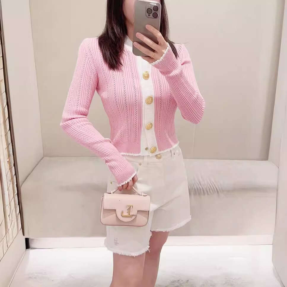 2026 Spring/Summer New Collection Color Contrasting Round Neck Long Sleeve Knitted Cardigan for Women, Tailored and Fashionable for Women