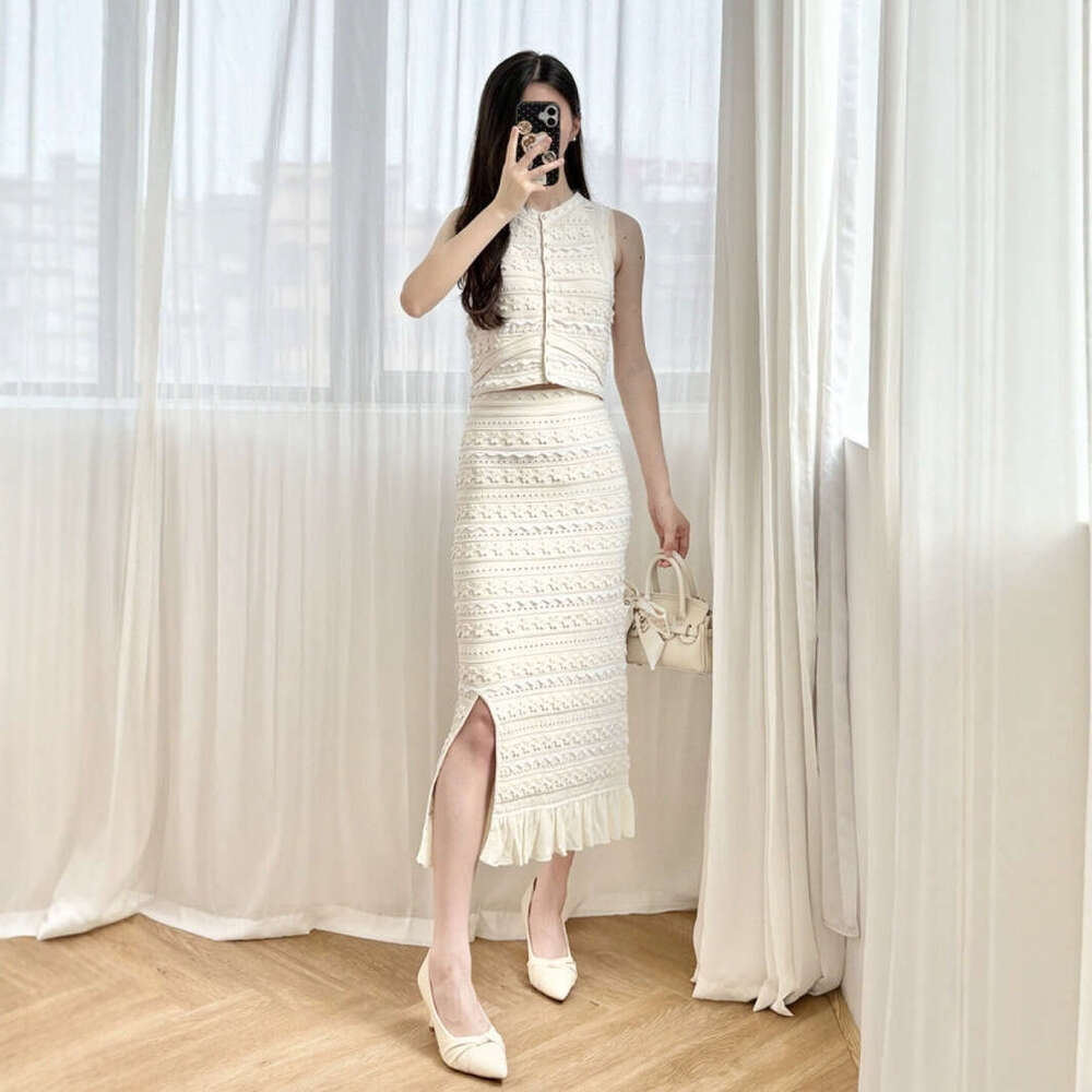 2026 Spring/Summer New Women's Style Elegant Hollow Jacquard Knitted Tank Top Split Skirt Two Piece Set