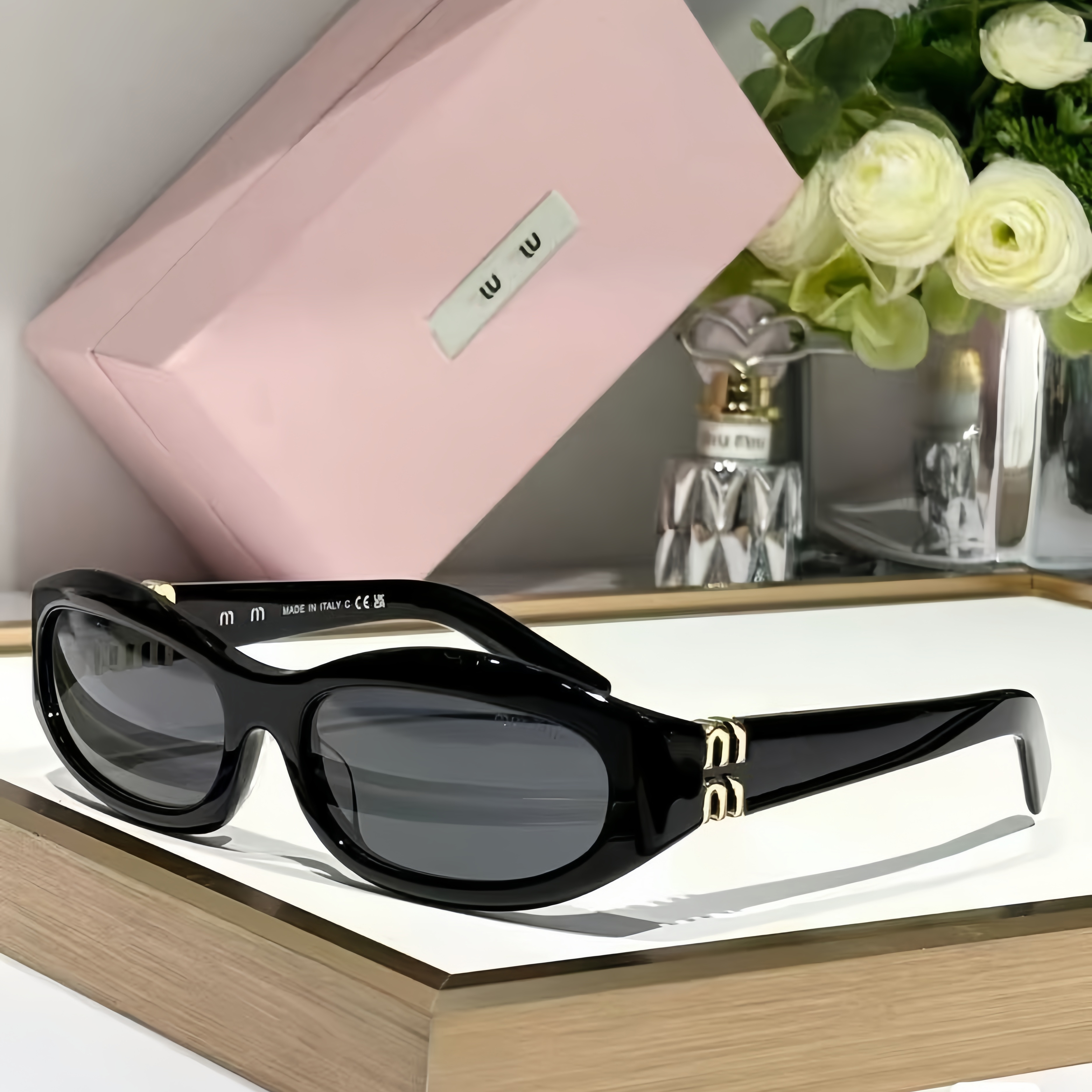 Designer Sunglasses Women Sunglasses Classic Fashion Sunglasses Driving Travel Party Beach UV Protection UV400 Sunglasses Original Gift Box nice