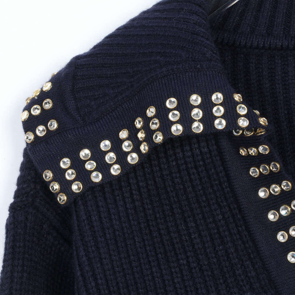 2026 autumn and winter loose niche lazy style rhinestone collar fashionable knitted women's sweater