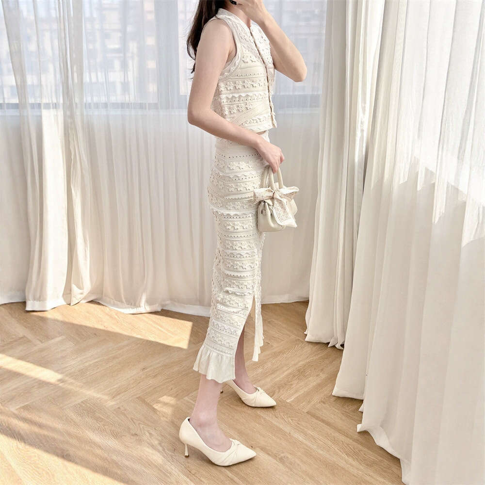 2026 Spring/Summer New Women's Style Elegant Hollow Jacquard Knitted Tank Top Split Skirt Two Piece Set