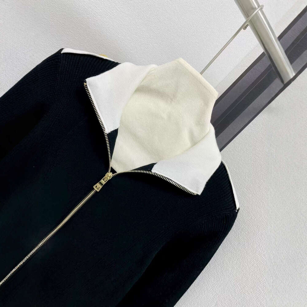 2026 autumn and winter new item color blocked stand up collar slim zipper knitted women's cardigan jacket women's clothing