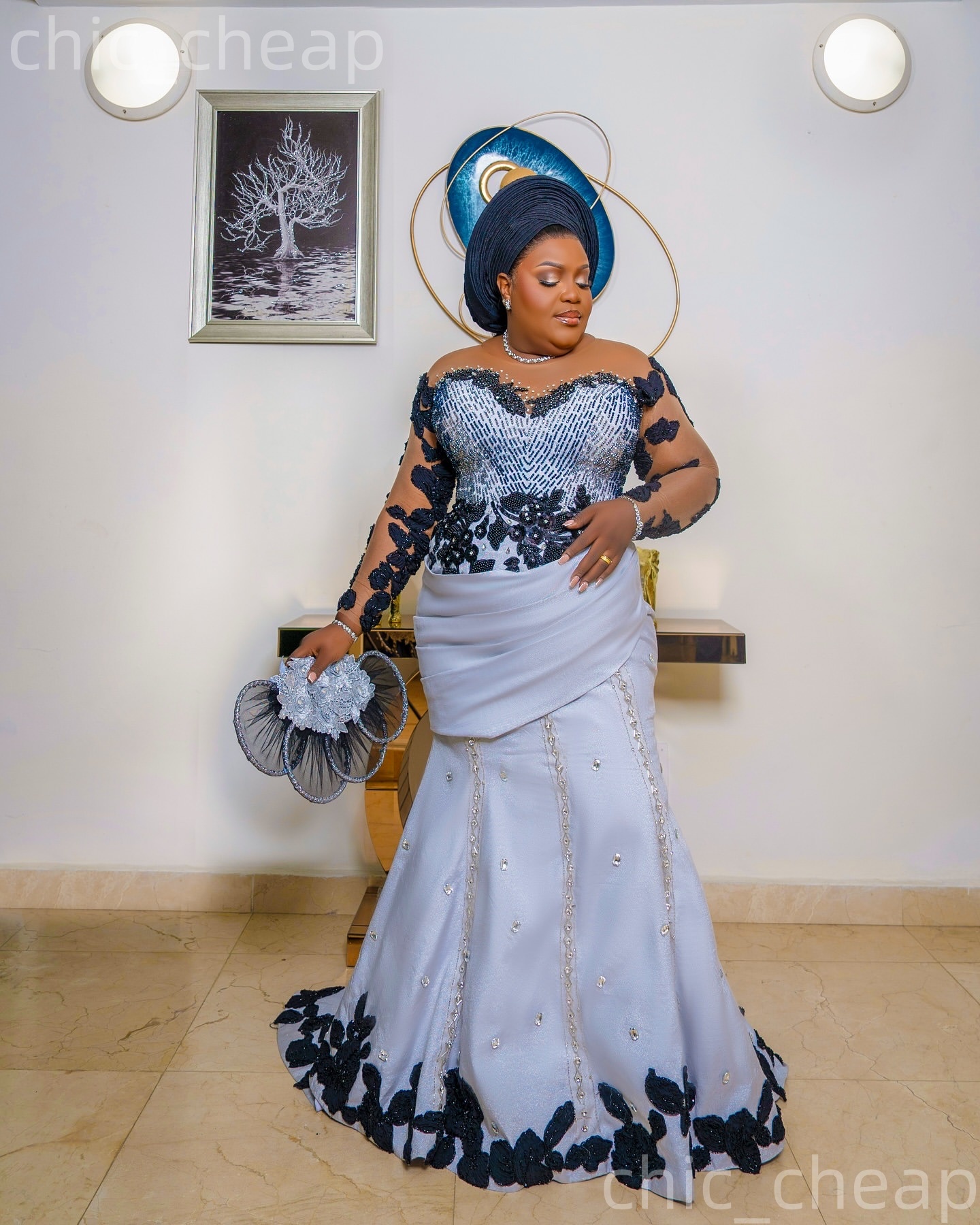 2026 Plus Size Silver Mermaid Mother Of Bride Dresses Appliques Crystals Satin Evening Party Mama's Dress Vintage 50's Birthday Wedding Gues