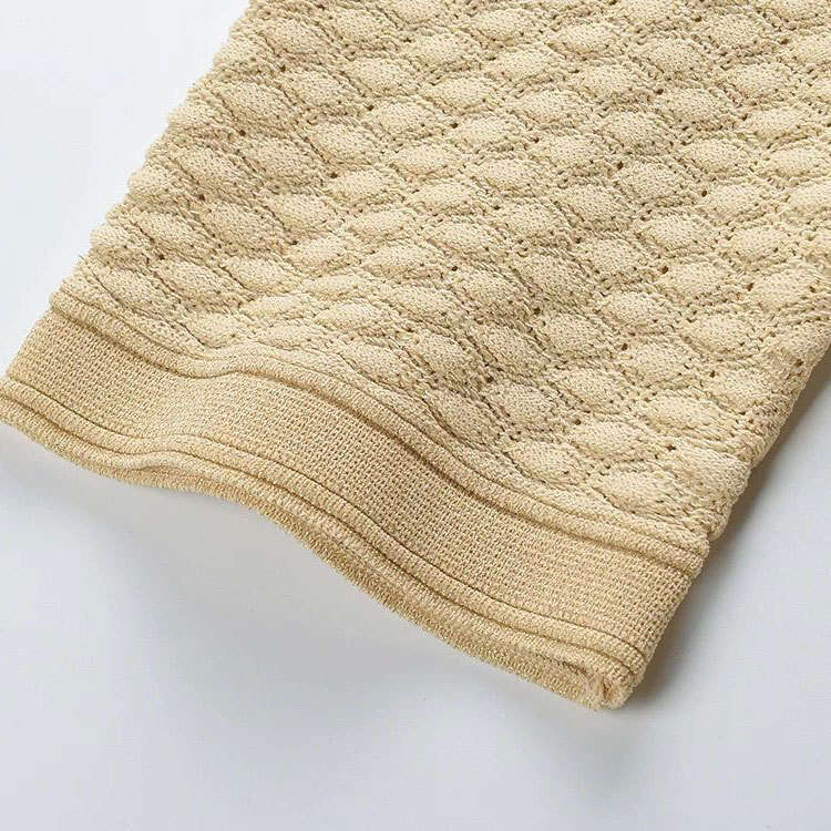 French SD Champagne Waist Long 2026 Autumn/Winter Gold Thread Round Neck Crochet Hollow Slimming Knitted Dress