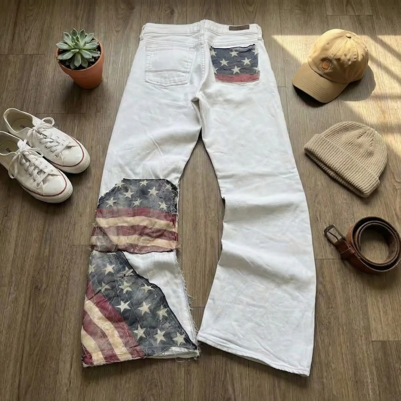 American Retro Flared Jeans with Flag Patch Men Womens White Ripped Loose Y2K Street Casual Trend Harajuku 260127