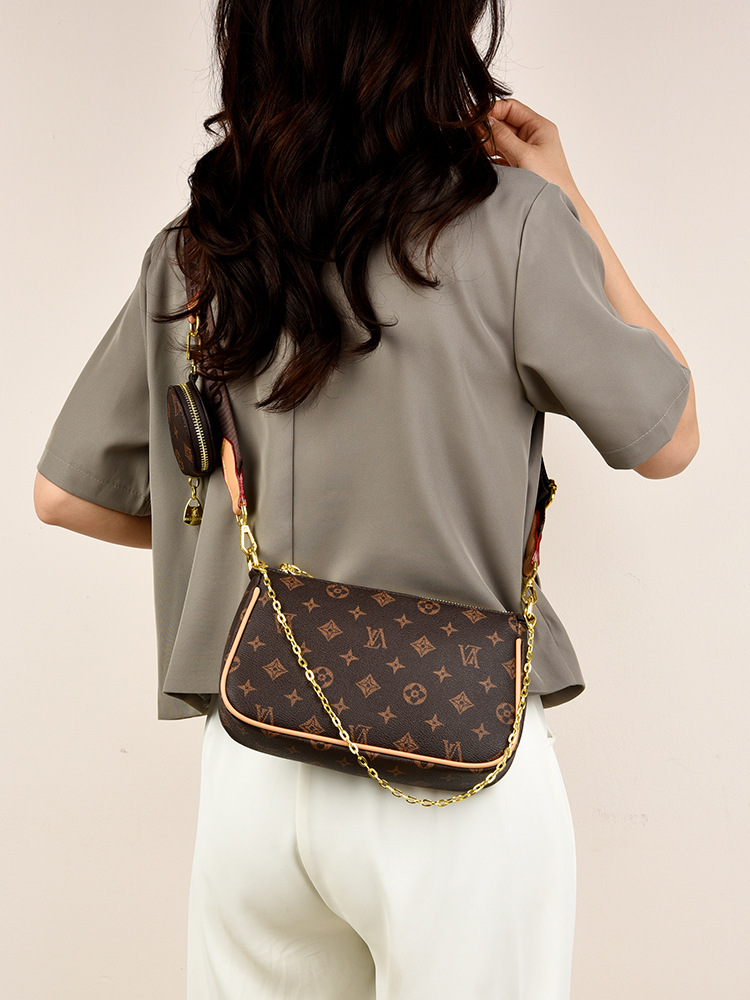 OULAIMEIZI new Free delivery shoulder bag Texture handbag high-end sense shoulder bag fashionable crossbody bag