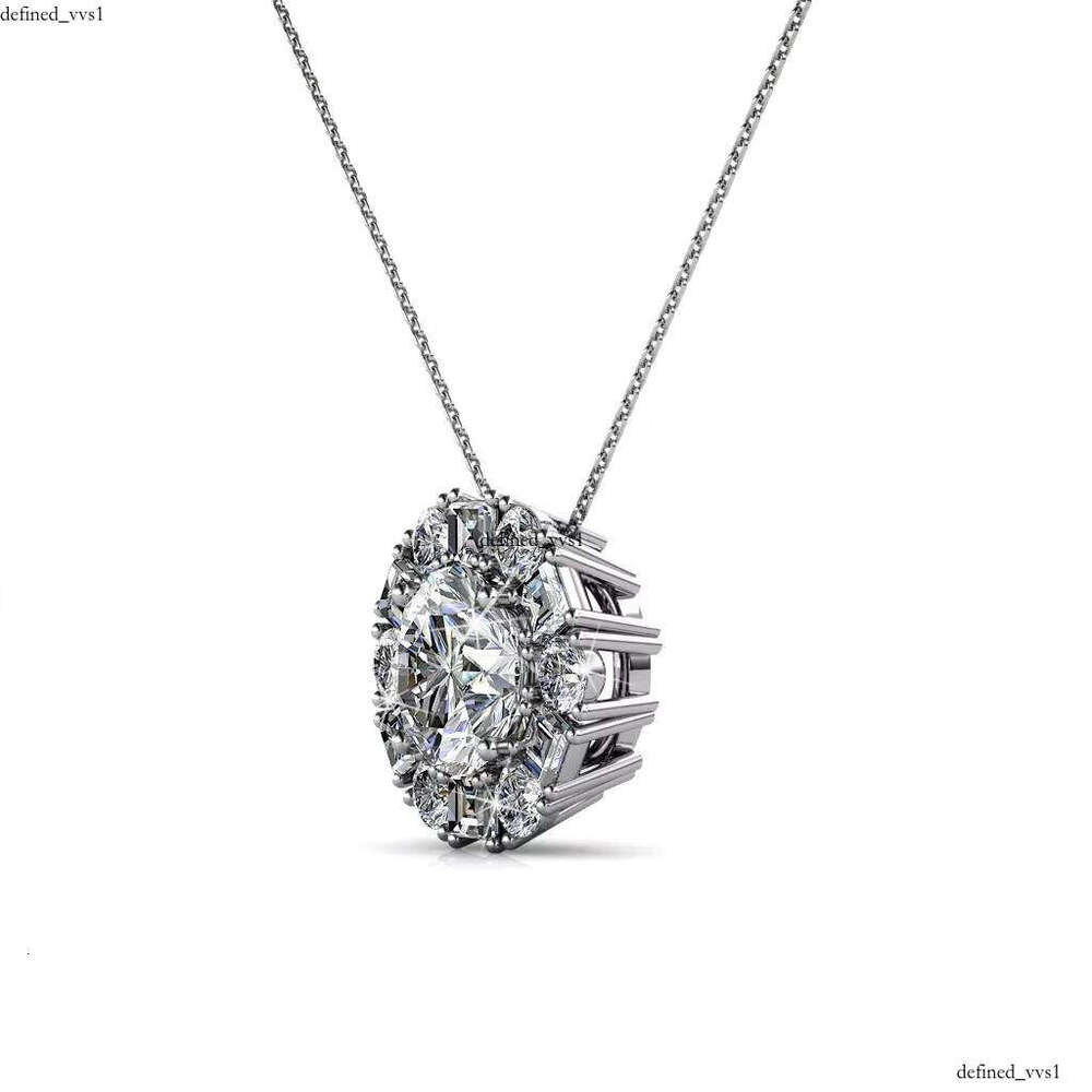 Fashion Flower Round Pendant Embellished with Crystals 925 Sterling Silver Daisini Women's Necklace