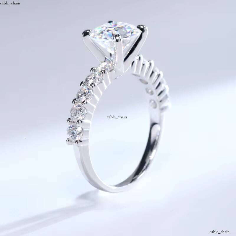 New Arrival Round Cut1.5 CT 7.5mm VVS Moissanite 14k 18k White Gold Silicon Stone Jewelry Engagement Ring