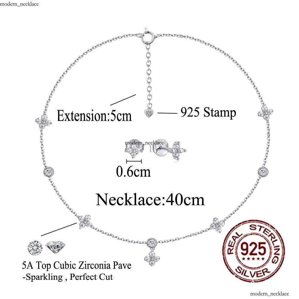 Shiny White Flower-Shaped VVS Moissanite S925 Sterling Silver Jewelry Set Suitable for Women to Wear on Dates, Birthdays, and Valentine's Day Gif