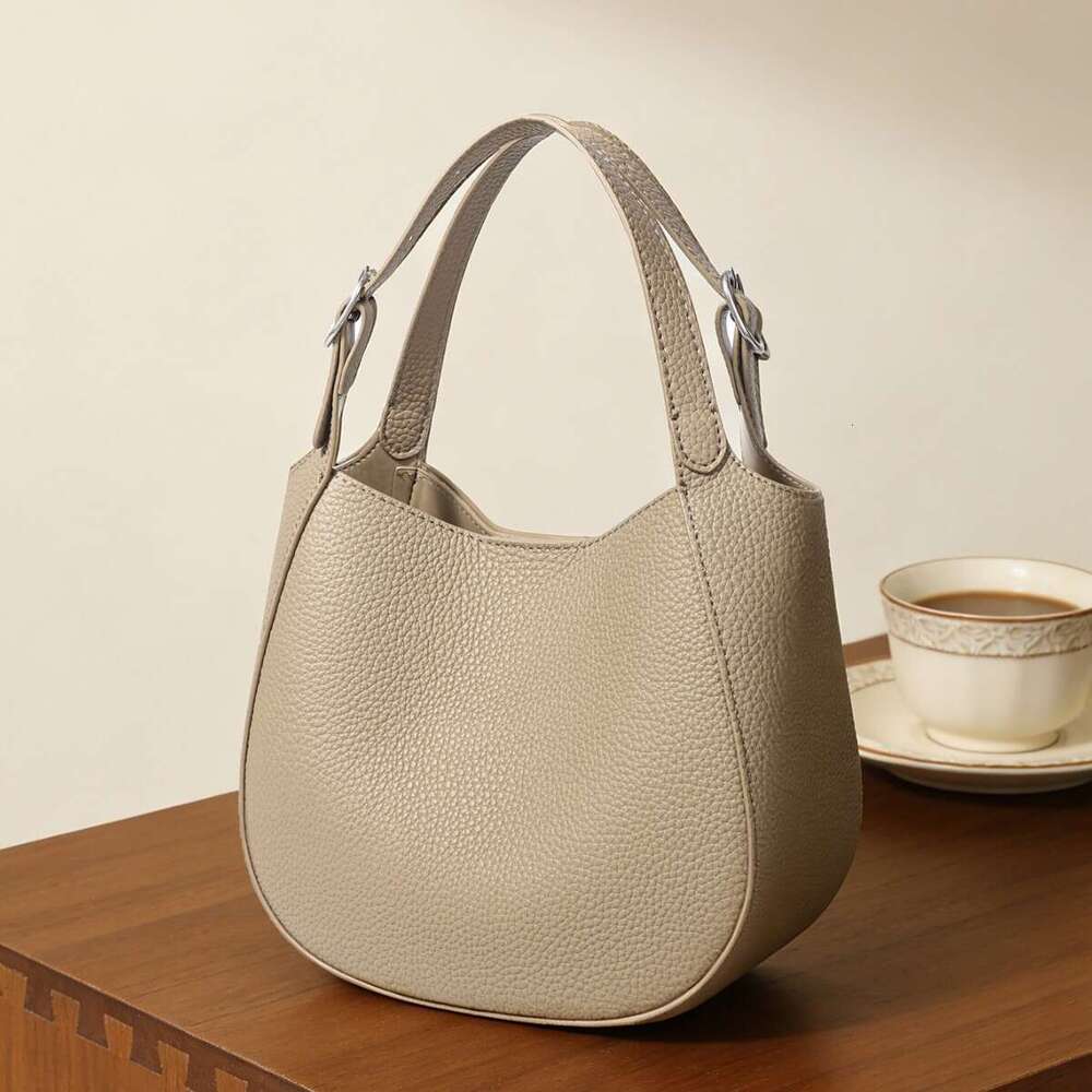 Luxury Shoulder Bags Totes Hobo Genuine Leather Cross Border New High End Soft Bag Top Layer Cowhide Foreign Trade Commuting Large Capacity Women S Ha