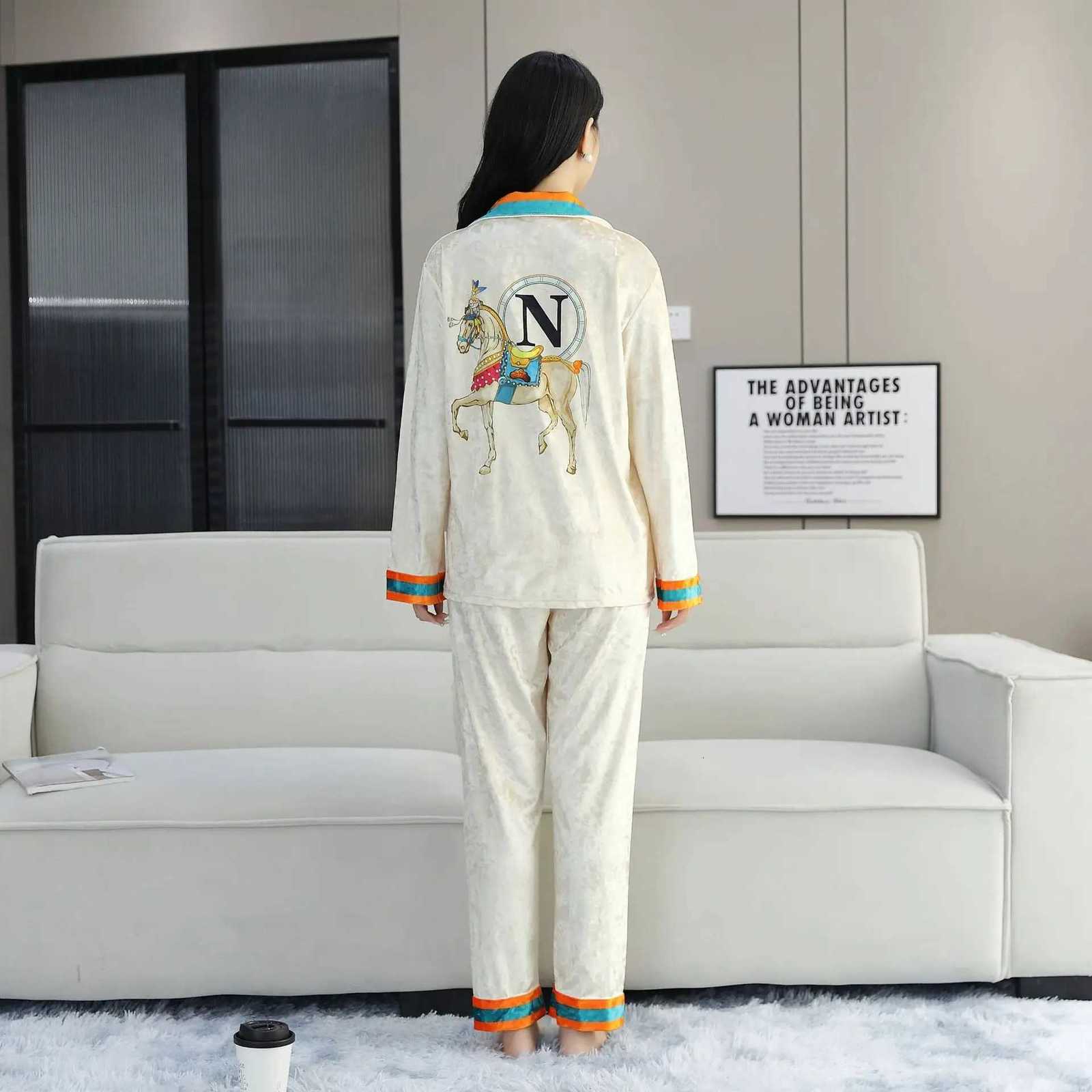 Women's Velvet Pajama Set - Artistic Embroidery, Contrast Trim, Soft Loungewear for Cozy NightsT260212