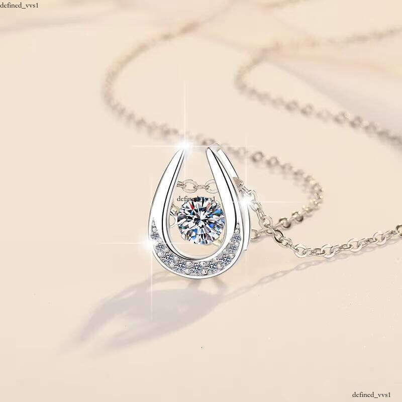 Premium Horseshoe Fashion VVs1 Diamond Chalcedony S925 Sterling Silver Pendant Necklace Women's Jewelry Ladies' Gift