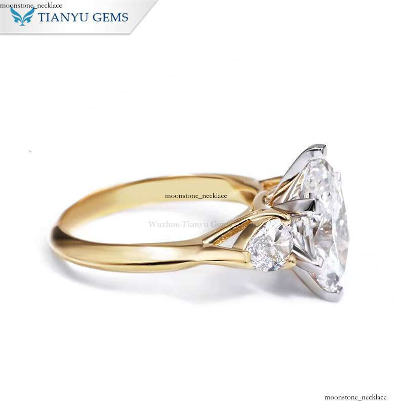 Tianyu Gemstone Custom Marquise 2ct VS1 Pear Cut 4*6mm Lab VVS Moissanite 18k and White Gold Engagement Ring