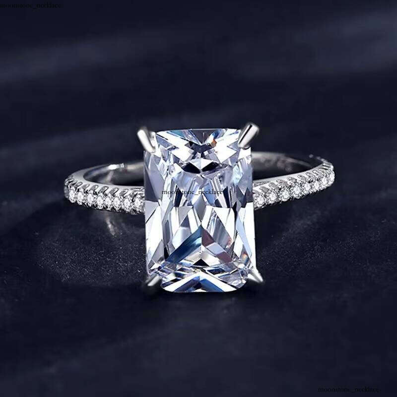 VVS Moissanite JZ1385 New Luxury Large Rectangular Radiant Cut Straight Pull Women's Wedding Engagement Ring Elegant Fashion Jewelry for Evening 