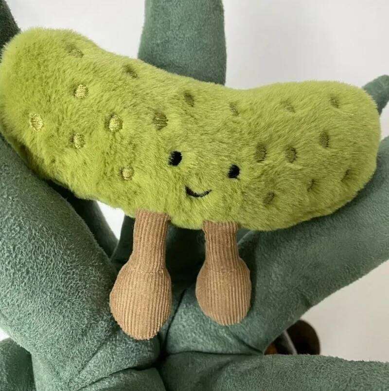 2026 New Cute Pickle Fun Stuffed Plush Toys Comfort Soothing Doll Exquisite Ornament Pillow Home Decorations Kawaii Girl Surprise Gi 26Y0212