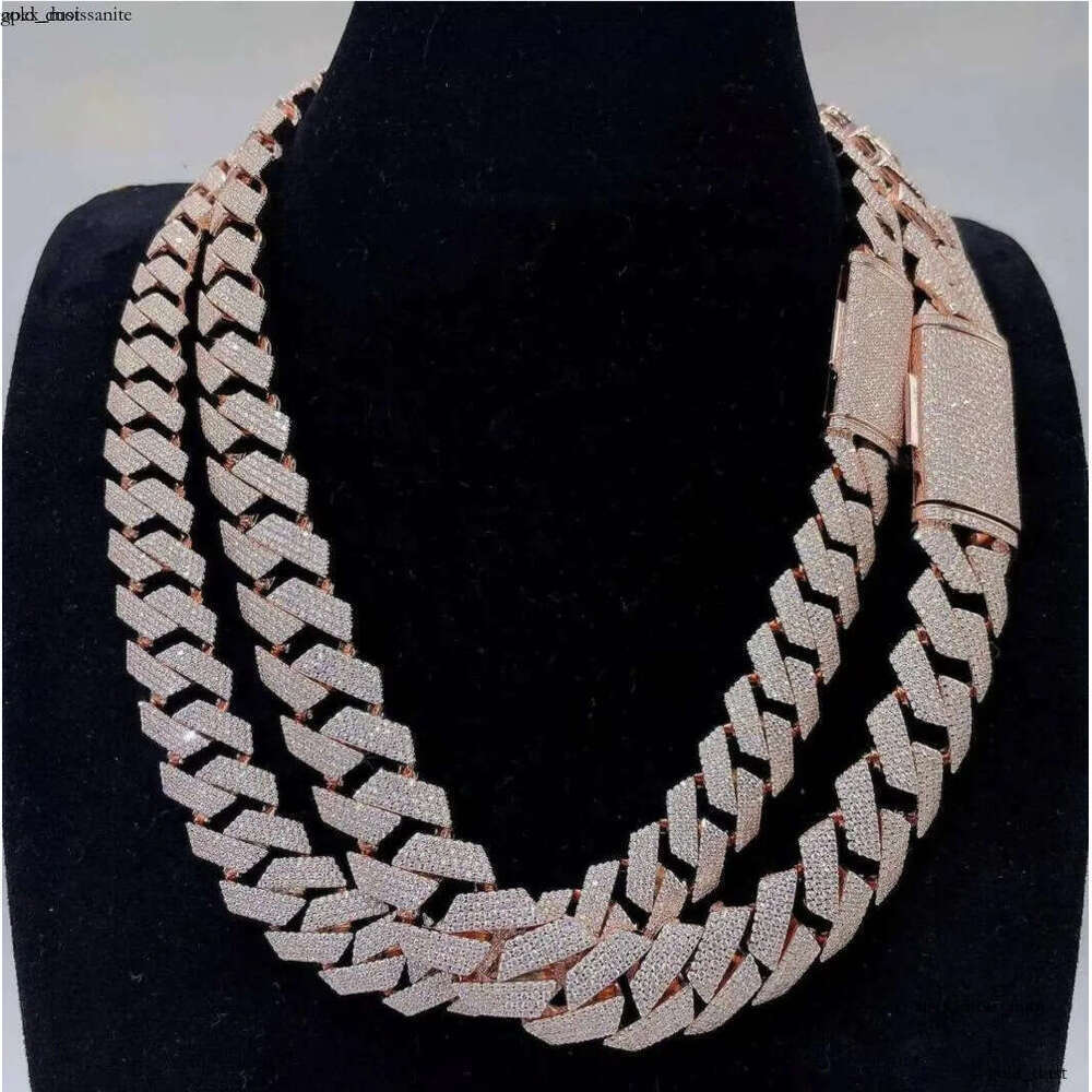 Custom 550 grams Sier Cuban Link Chain Big Rappers Hip Hop Style with Moissanite Dias Yellow Gold Material for Gift
