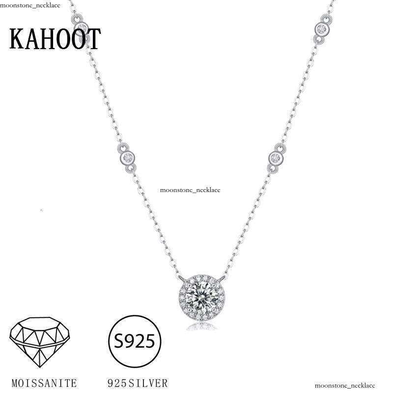1 CT VVS Moissanite Necklace for Women 925 Sterling Silver Starry Sky Pendant Fashionable Exquisite Gentle Style Valentine's Day