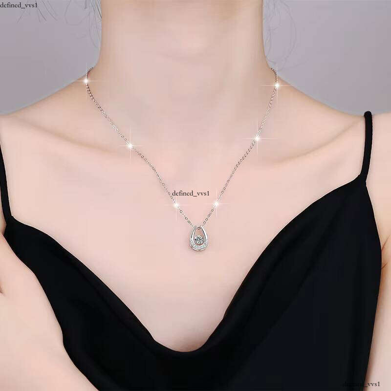 Premium Horseshoe Fashion VVs1 Diamond Chalcedony S925 Sterling Silver Pendant Necklace Women's Jewelry Ladies' Gift
