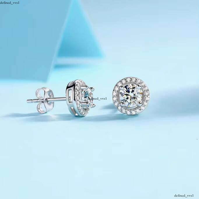 0.5 CT D Color VVS Moissanite Carbon Silicon Stone Girl fashion Earrings