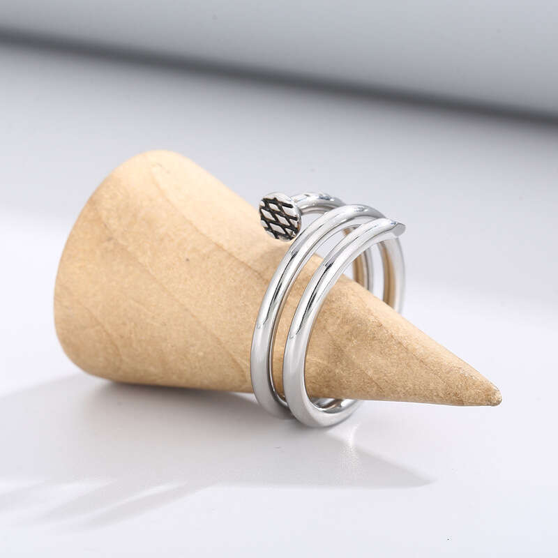 Minimalist Fashionable Personality Street Style Polished Stainless Steel Men's Spike Ring