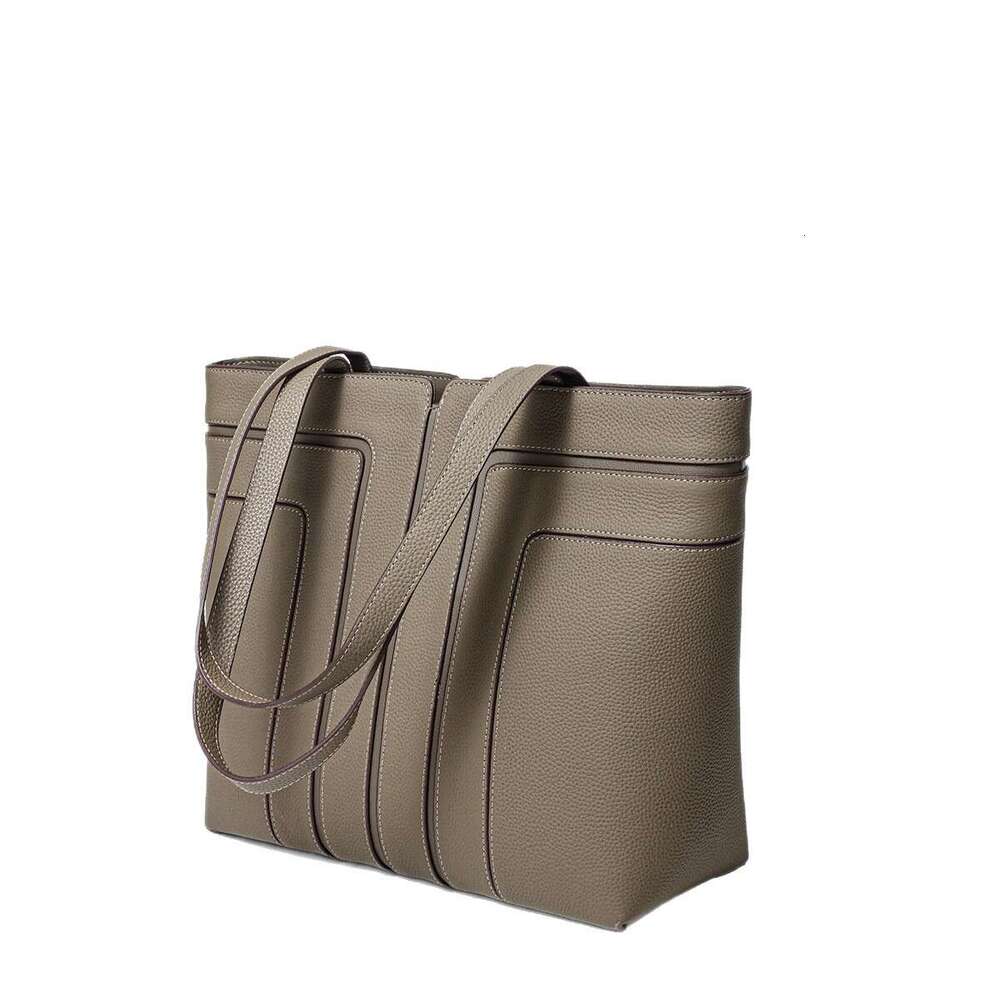 Luxury Shoulder Bags Totes Hobo Tote Large Capacity Women Commuting High End Feel Hot Selling Office Light Handbag Korean Niche Genuine Leather Laptop