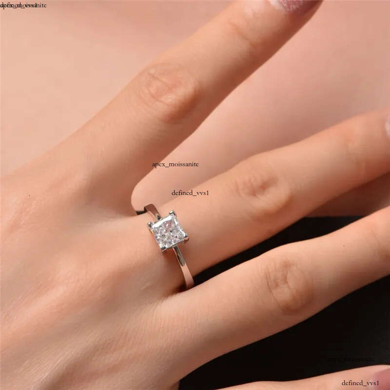 luxury designer diamond ring for woman wed 925 sterling silver 8A cubic zirconia iced out round sqaure engagement wedding eternal love rings womens je