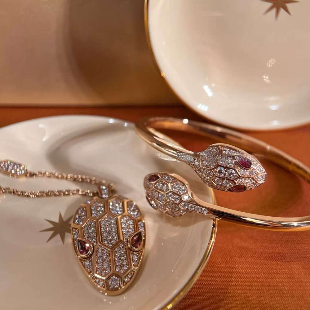 Snake Head Pendant Necklace Trendy Diamond-Studded Collar Chain Rose Gold and White Gold Plated Jewelry