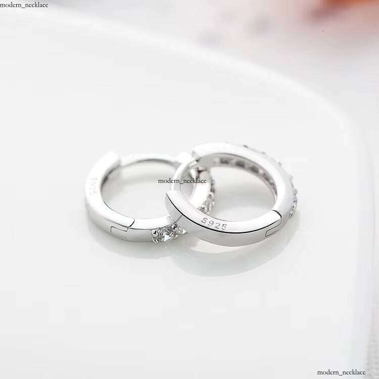 Best Gift Women's S925 Silver Hoop Silicon Stone VVS Moissanite Stud Earrings Jewelry