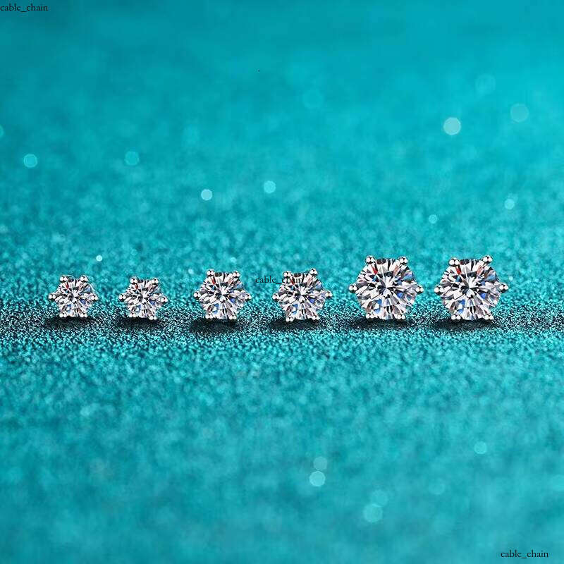 925 Sterling Silver Charming fashion Six Claw VVS Moissanite Earrings