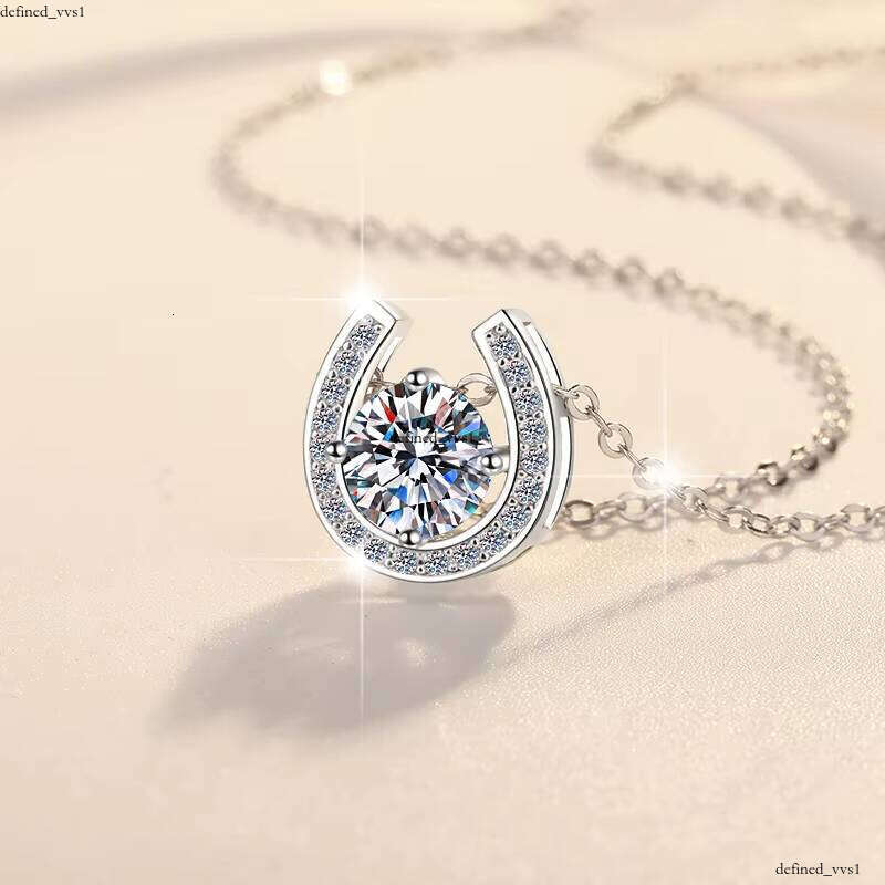 Fashion Elegant VVs1 Fine Jewelry Silicon Stone VVS Moissanite S925 Sterling Silver Horseshoe Necklace Anniversary Gift Accessories