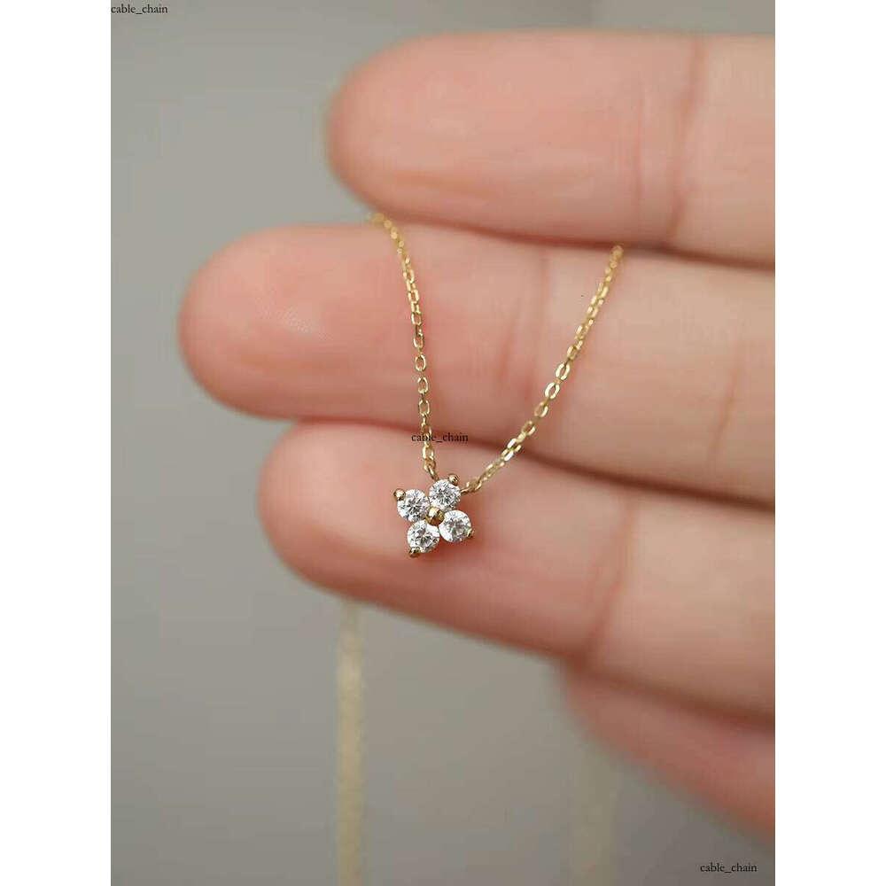 Lucky Four-leaf Clover S925 Sterling Silver Sparkling VVS Moissanite Collarbone Chain Flower Pendant Necklace for Women