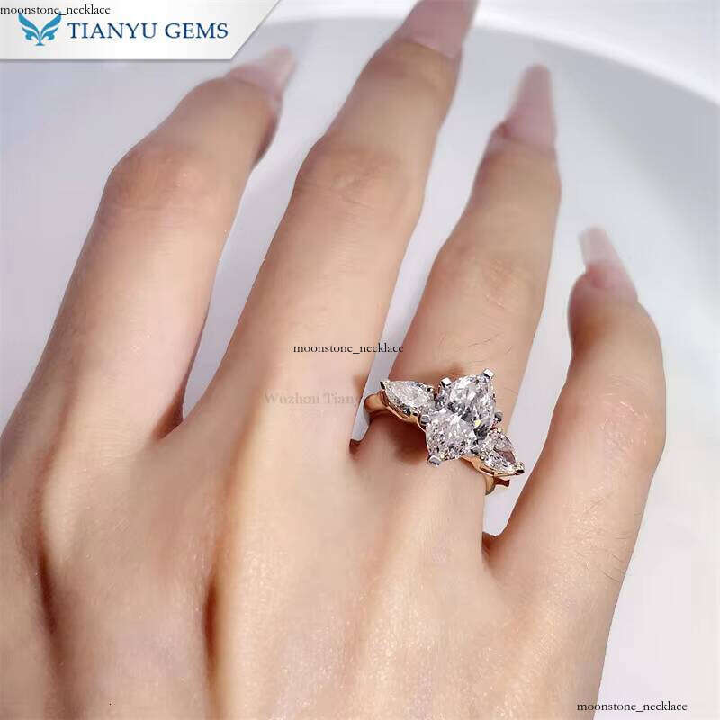 Tianyu Gemstone Custom Marquise 2ct VS1 Pear Cut 4*6mm Lab VVS Moissanite 18k and White Gold Engagement Ring