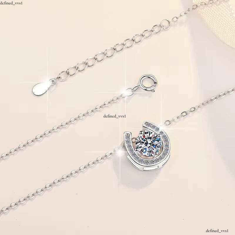 Fashion Elegant VVs1 Fine Jewelry Silicon Stone VVS Moissanite S925 Sterling Silver Horseshoe Necklace Anniversary Gift Accessories