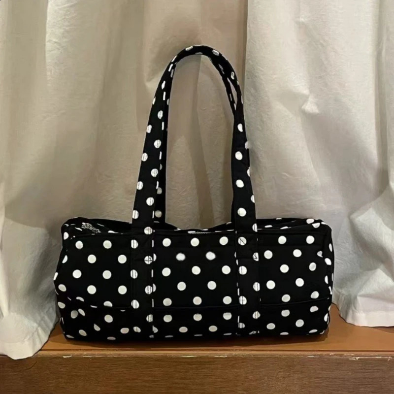 2026 Korean Sle Large Capaci Shoulder Bag Casual Travel Ladies Handbag Womens Y2k Polka Dot Print Canvas Tote Bag for Youth 260129