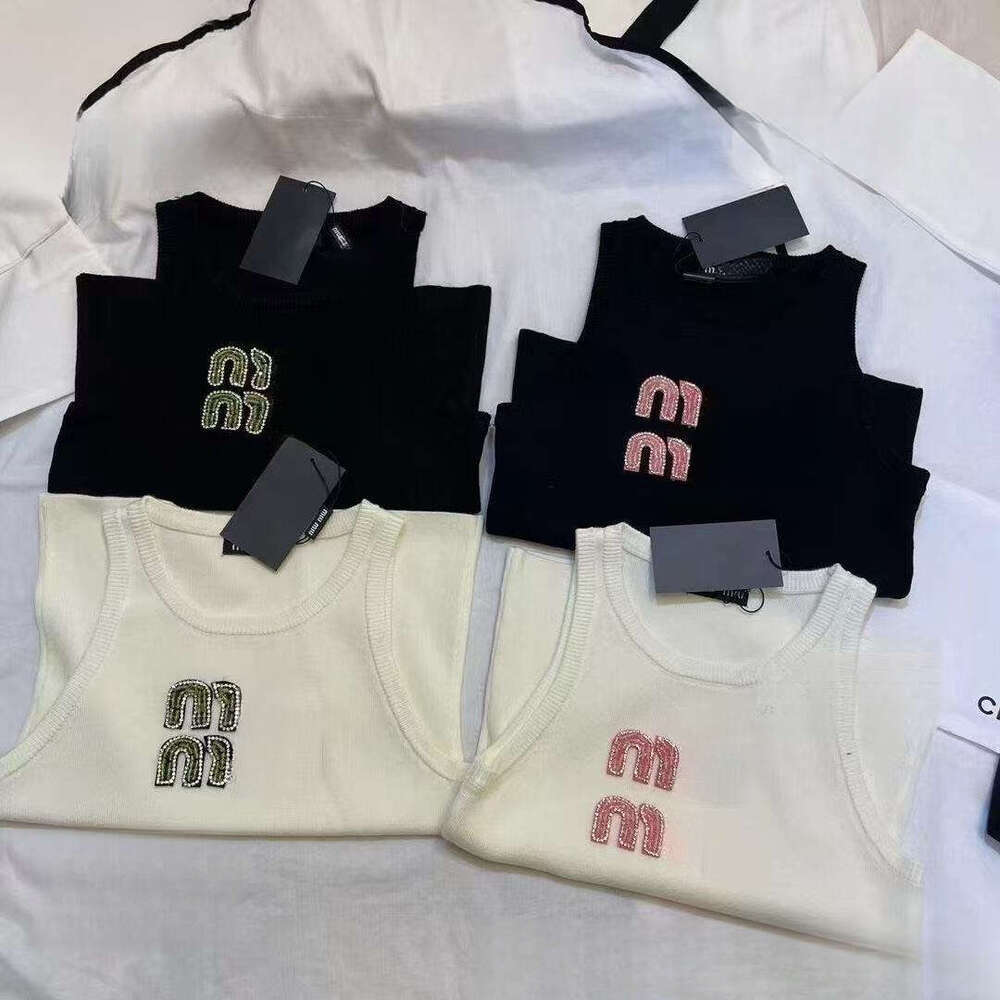 Miu style Tshirts Woman Designer Vests MM Summer Womens T Tanks Diamond Embroidery T-Shirts Printed Tees Tops Short Outwears Street Round Nexk Shirt Sleeveless