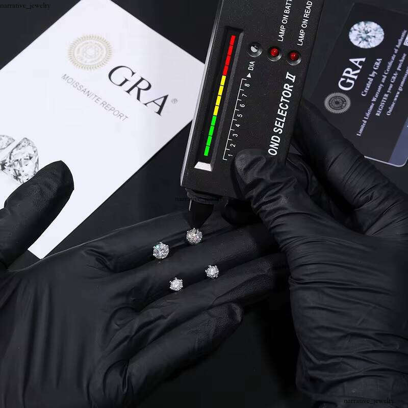 VVS Moissanite Silver Jewelry Screw Back Men's Silicon Stone Other Earrings Fashion Hip Hop Accessories