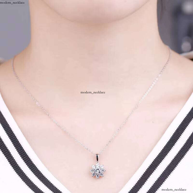 925 Sterling Silver Stunning Flower Pendant VVS Moissanite Diamond Multi-color Optional Birthstone Necklace