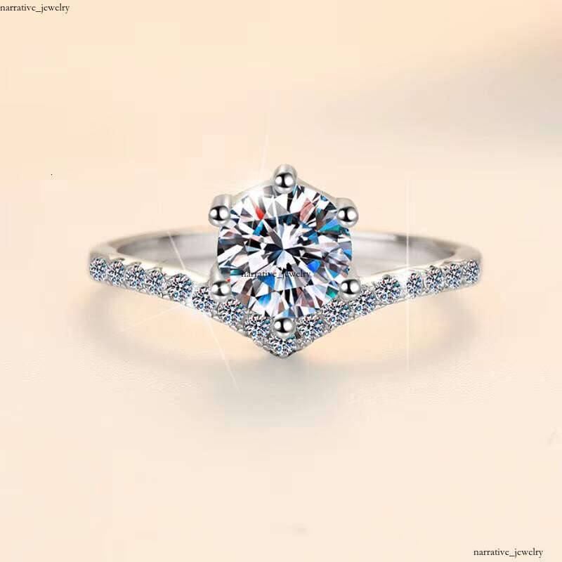 Boutique Jewelry Wholesale fashion S925 Sterling Silver Wedding VVS Moissanite Ring Silicon Stone