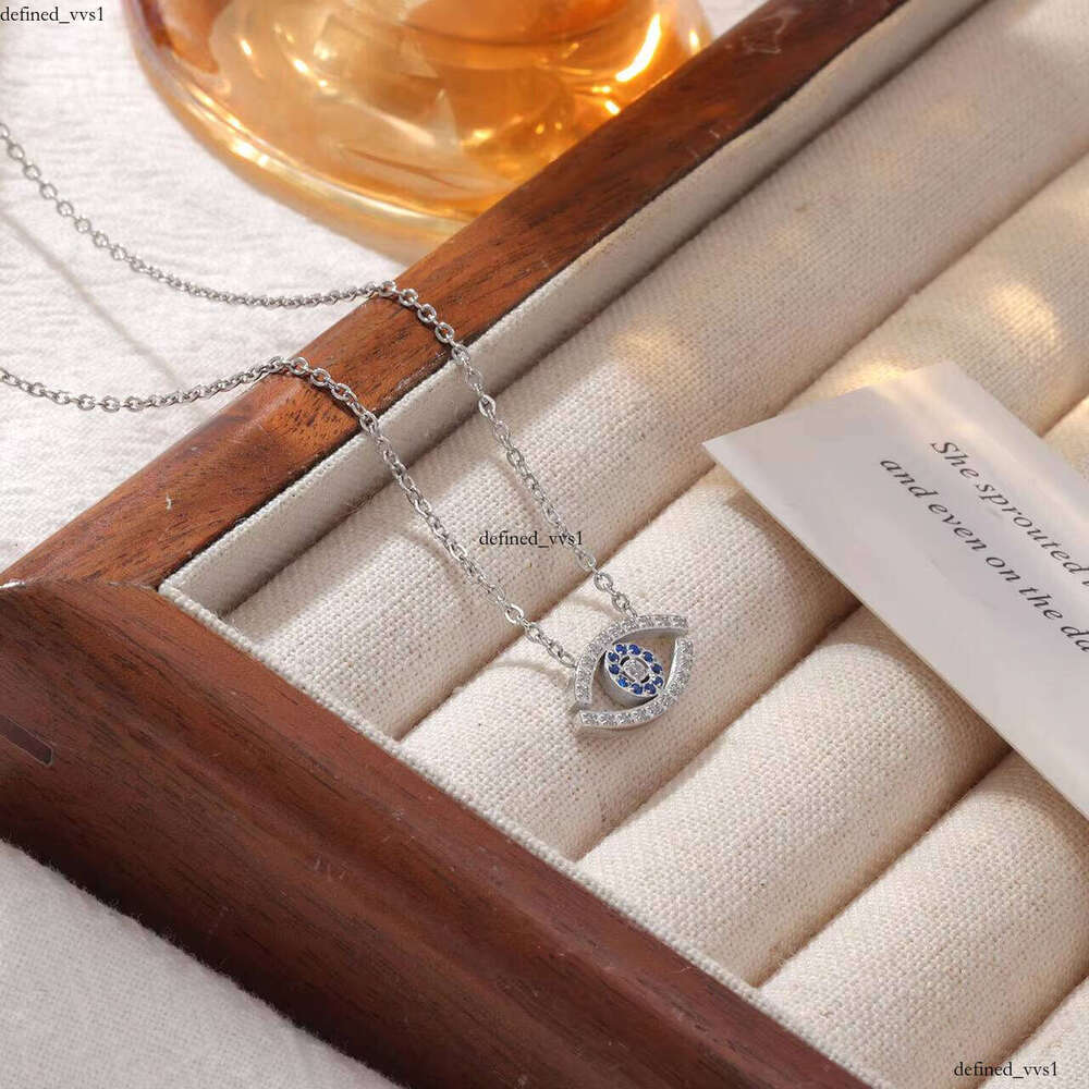 Hiphop Sterling Silver Devil Pendant Necklace Blue VVS Moissanite Eye Clavicle Chain Personalized Women's Jewelry