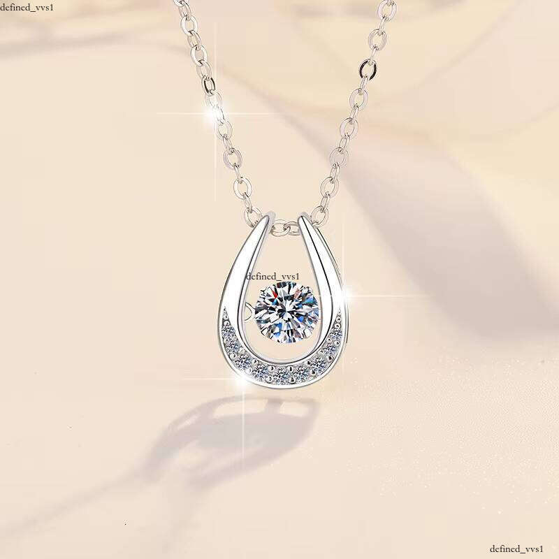 Premium Horseshoe Fashion VVs1 Diamond Chalcedony S925 Sterling Silver Pendant Necklace Women's Jewelry Ladies' Gift