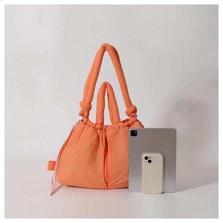 Casual nylon padded tote bag soft puffer women shoulder crossbody bags Simple Vintage large capacity handbags 260306