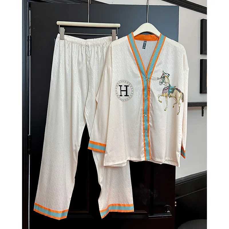 Plus Size Winter Spring Pajamas Women Korean Soft Comfort Gold Velvet Long-Sleeved Trousers Suit V-Neck High-Grade Home ClothesT260212