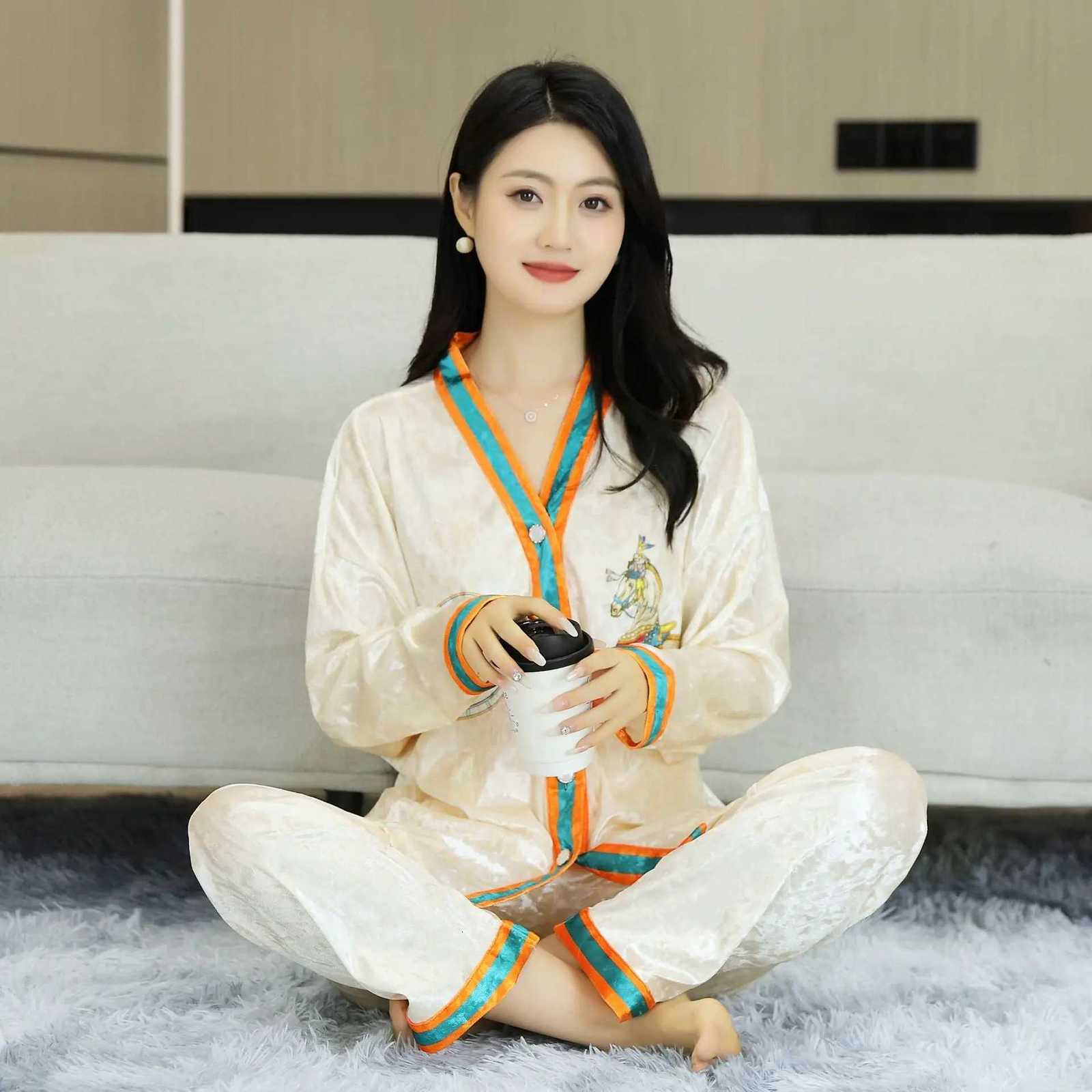 Women's Velvet Pajama Set - Artistic Embroidery, Contrast Trim, Soft Loungewear for Cozy NightsT260212