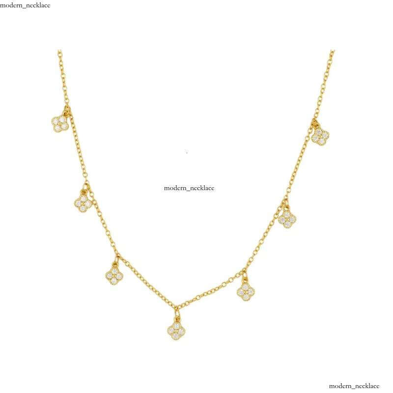 Premium Jewelry 925 Silver Four-Leaf Pendant Elegant VVS Moissaniteia Clover Charm Necklace 18k Gold