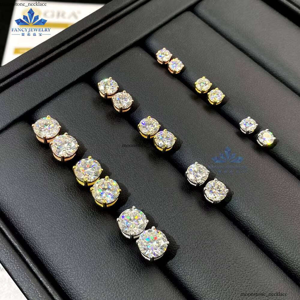 VVS Moissanite 0.5ct 1ct 2ct 4-Prong Classic 925 Sterling Silver Hot Sale Silicon Stud Earrings In Stock