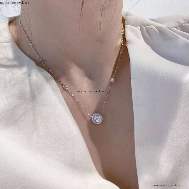 1 CT VVS Moissanite Necklace for Women 925 Sterling Silver Starry Sky Pendant Fashionable Exquisite Gentle Style Valentine's Day