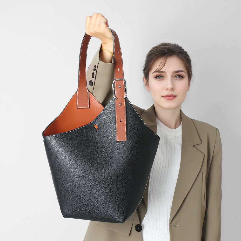 Luxury Shoulder Bags Totes Large Capacity Women S Hot Selling Niche Design Color Block Handbag Bucket Genuine Leather Tote Bag SENYY