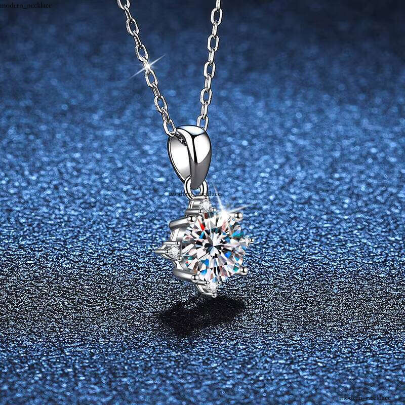 S925 Sterling Silver for Women Carbon Silicon Stone One CT Octopus Necklace Manufacturer Wholesale